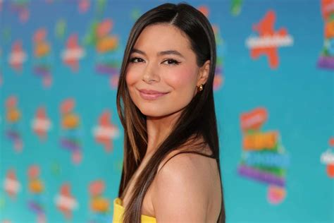 miranda cosgrove boobs|Miranda Cosgrove reveals her most embarrassing iCarly moment